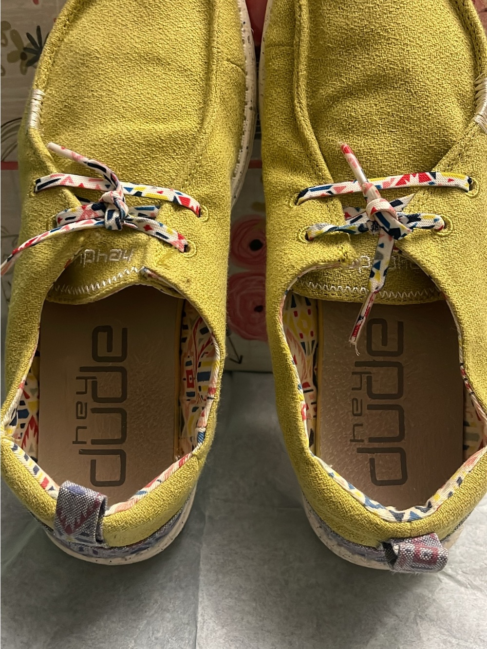 Hey Dude green lime  Suede Lace-Up Casual Shoes with Patterned Accents size 9